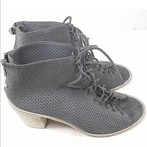 Brand New Dolce Vita Maviee LaceUp Perforated Heel